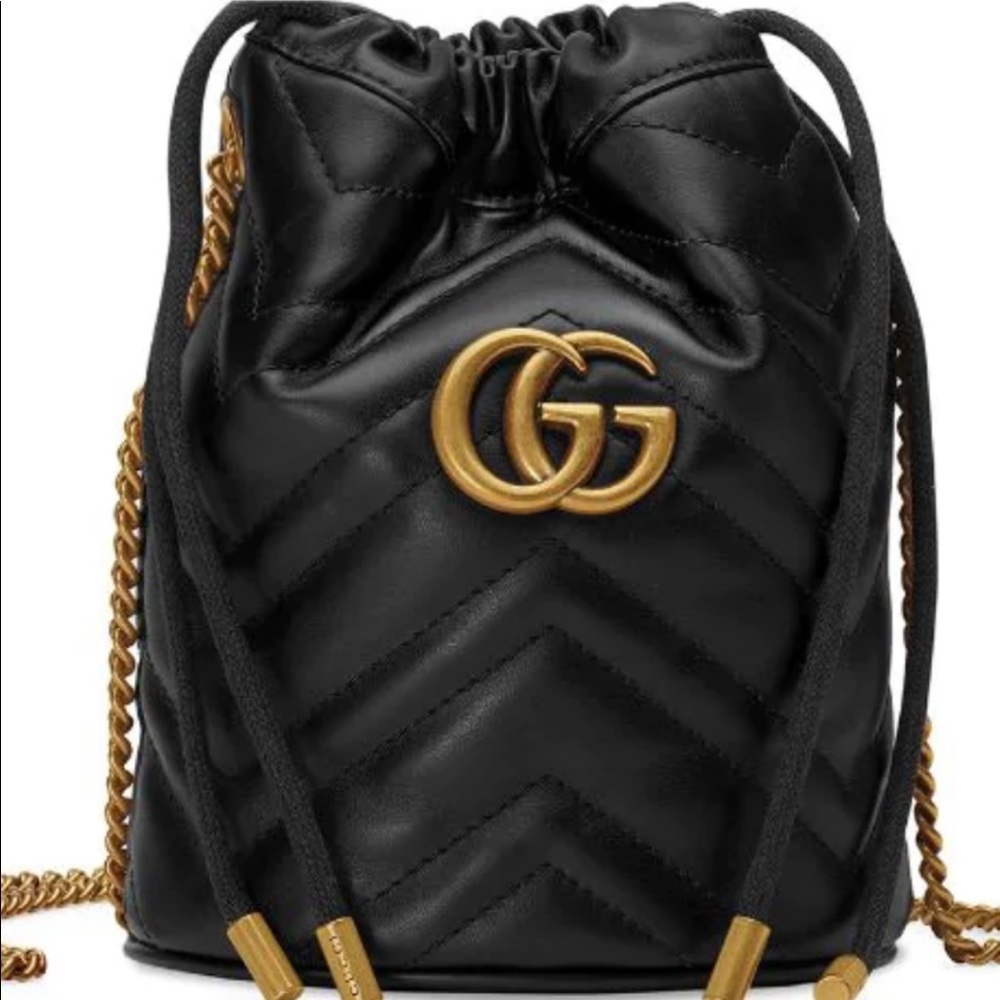 Gucci - Mini GG Marmont Bucket Bag. Black/Gold